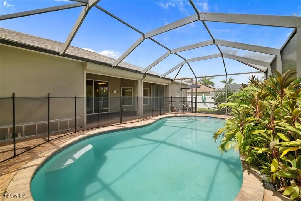 2607 Chiquita Boulevard S Cape Coral FL 33914