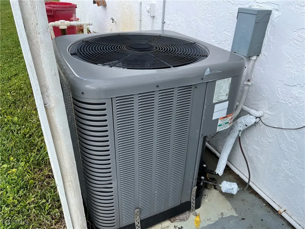 12878 Iona Road Fort Myers FL 33908