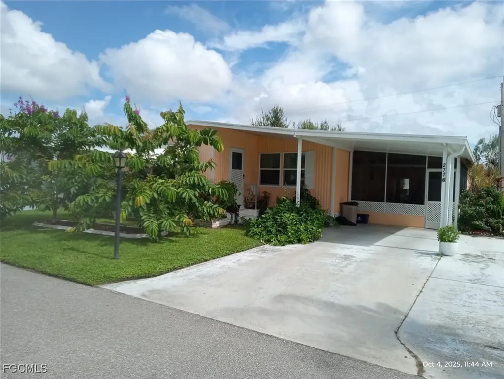2776 Breezewood Drive North Fort Myers FL 33917