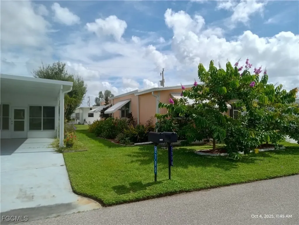 2776 Breezewood Drive North Fort Myers FL 33917