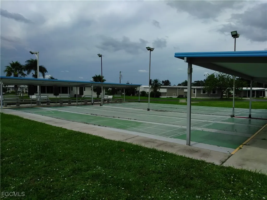 2776 Breezewood Drive North Fort Myers FL 33917