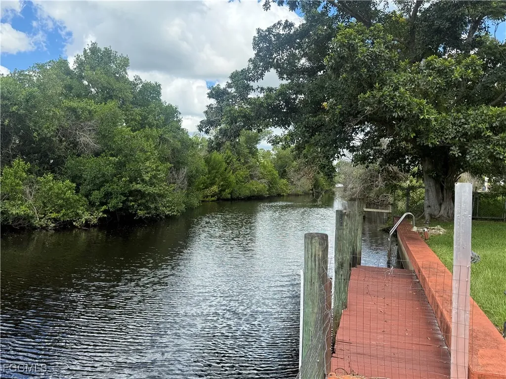 249 Alameda Avenue Fort Myers FL 33905