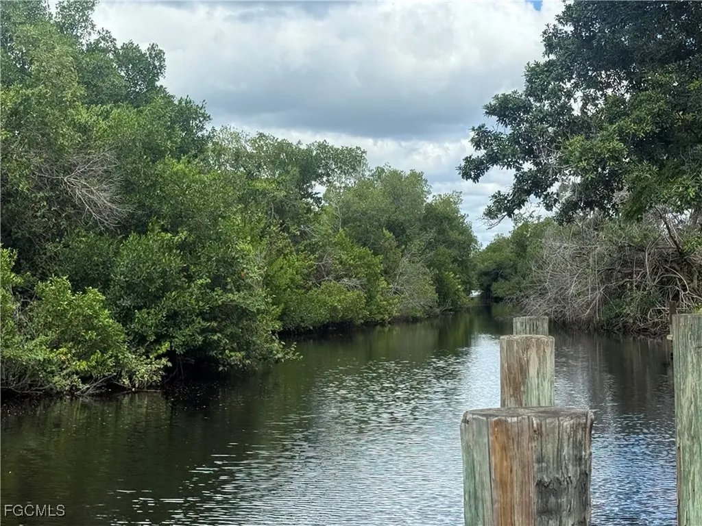 249 Alameda Avenue Fort Myers FL 33905