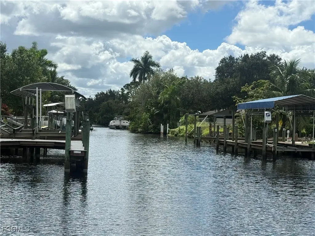 249 Alameda Avenue Fort Myers FL 33905