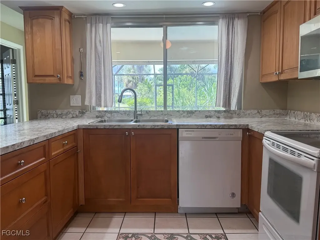 249 Alameda Avenue Fort Myers FL 33905