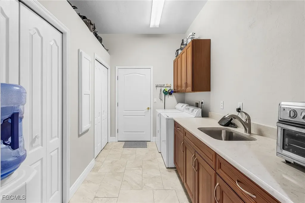 6881 Hartland Street Fort Myers FL 33966