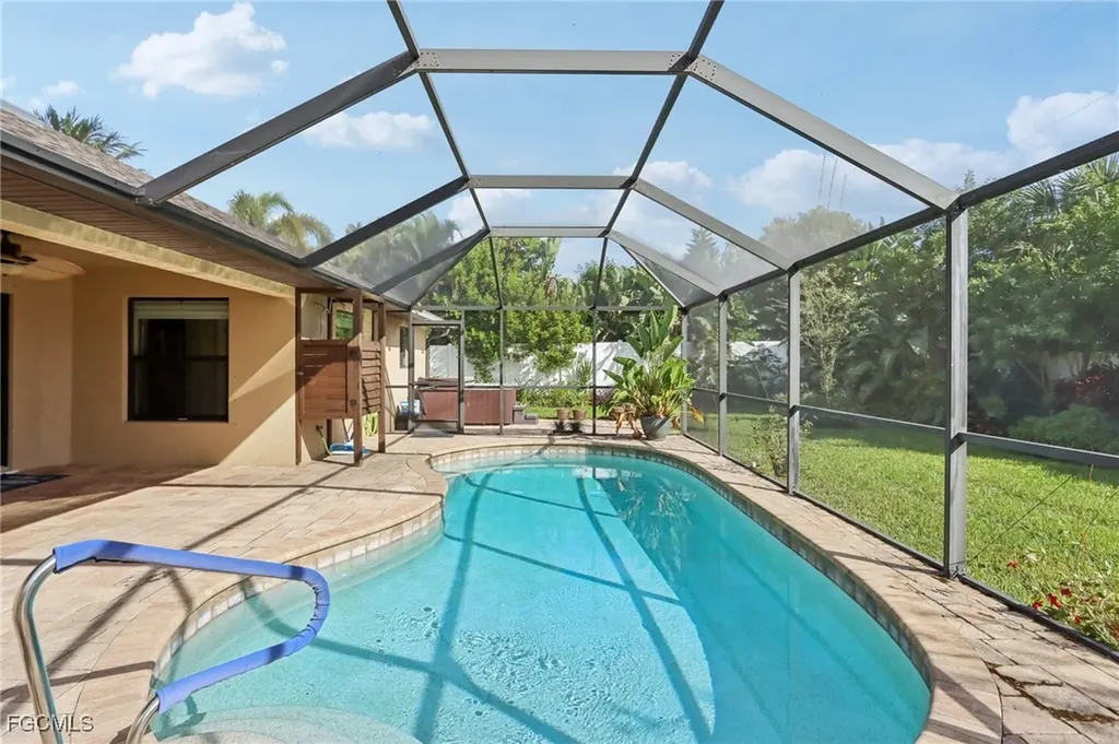 1730 SW 40th Street Cape Coral FL 33914