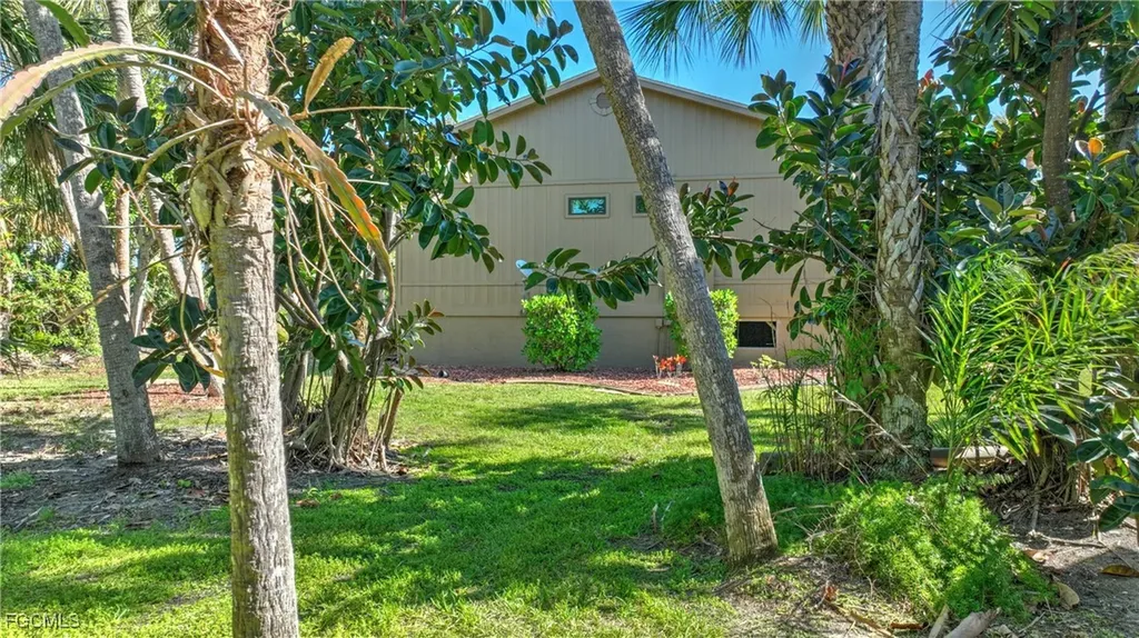 17502 Island Inlet Court Fort Myers FL 33908