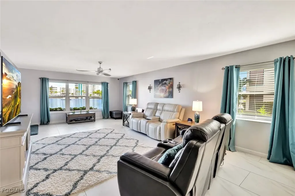 5115 Sunnybrook Court Cape Coral FL 33904