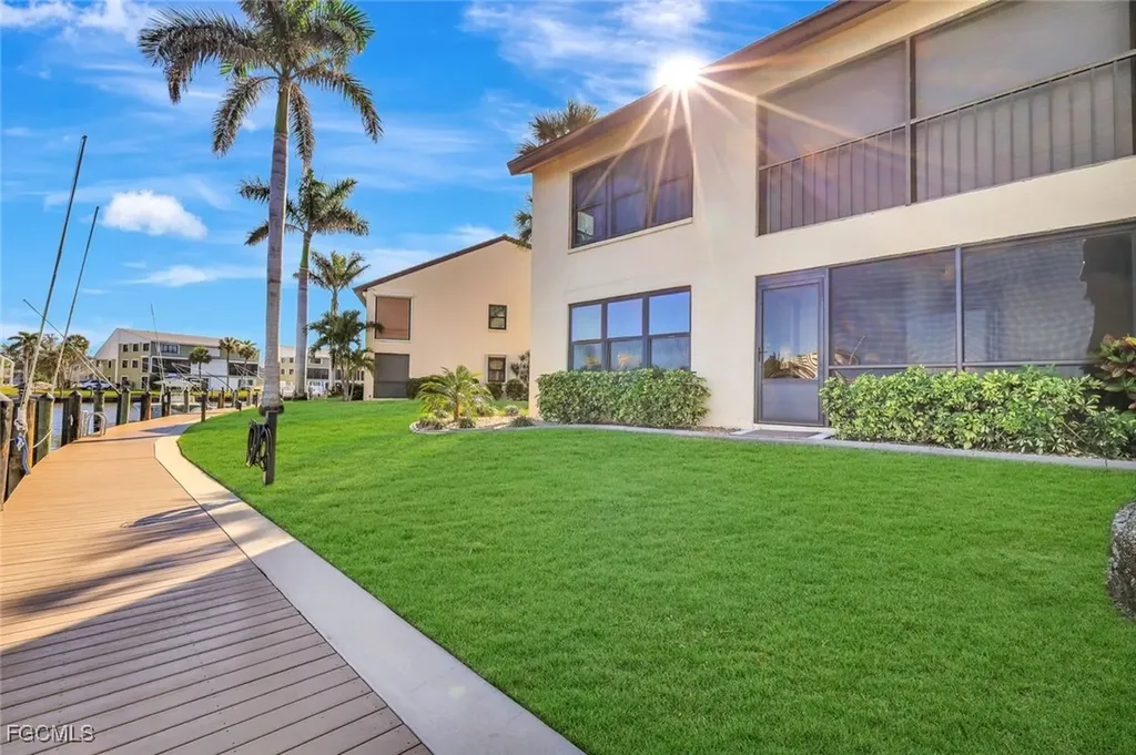 5115 Sunnybrook Court Cape Coral FL 33904