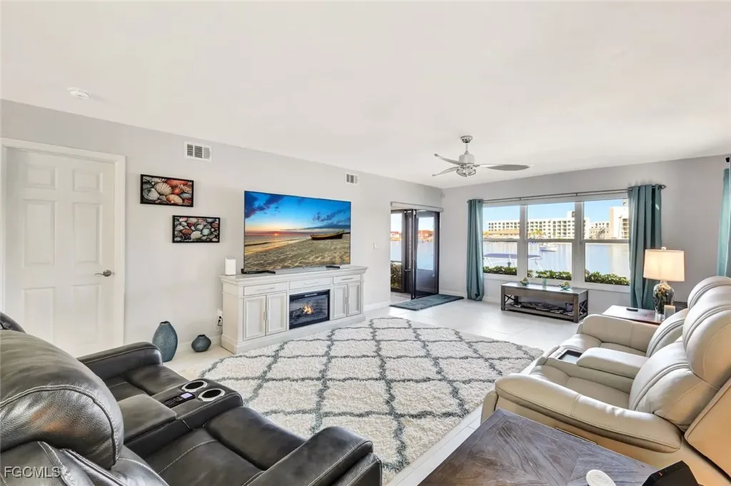 5115 Sunnybrook Court Cape Coral FL 33904