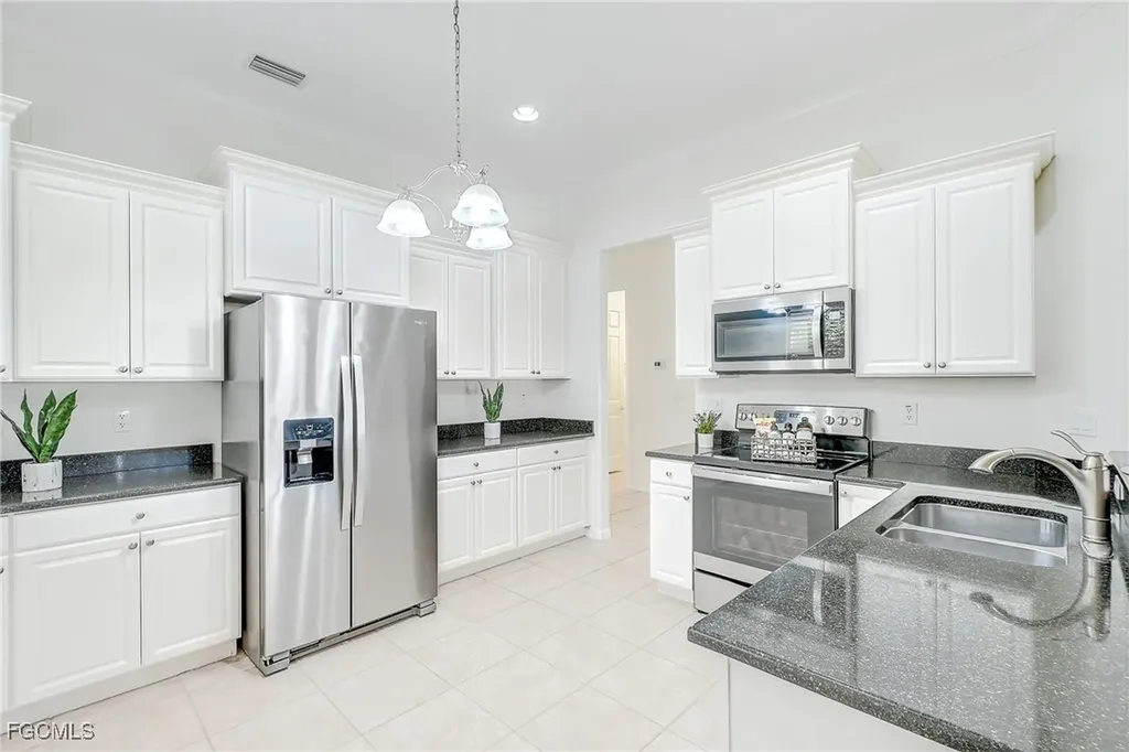 12554 Ivory Stone Loop Fort Myers FL 33913