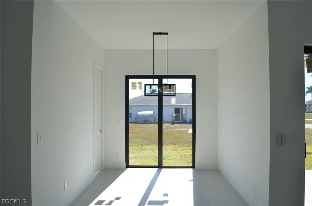 1728 Kismet Parkway W Cape Coral FL 33993