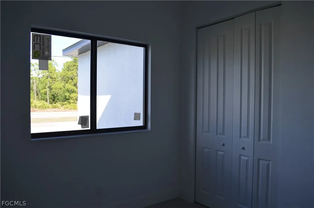 1728 Kismet Parkway W Cape Coral FL 33993