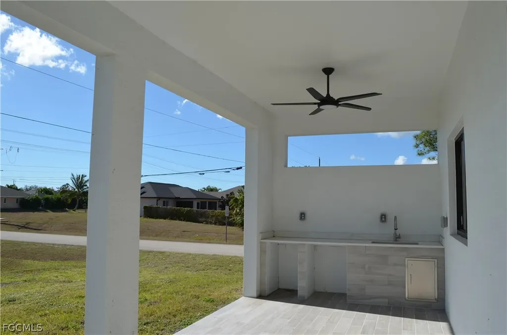 1728 Kismet Parkway W Cape Coral FL 33993