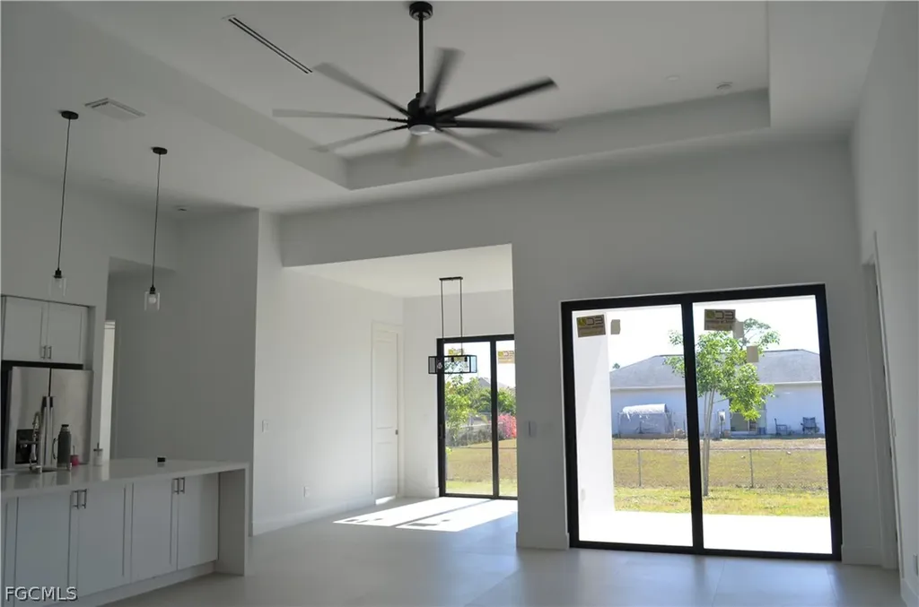 1728 Kismet Parkway W Cape Coral FL 33993