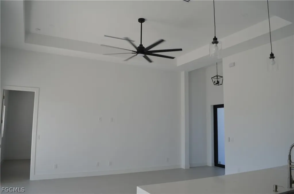 1728 Kismet Parkway W Cape Coral FL 33993