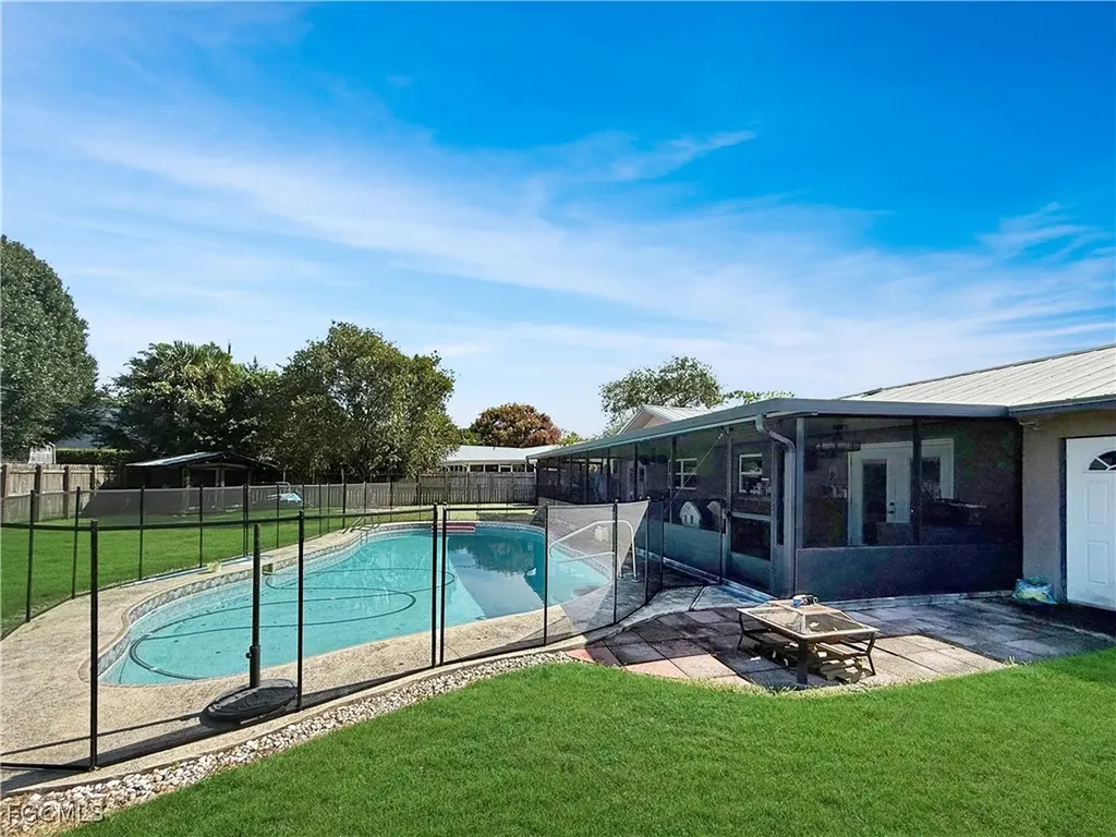 221 De Soto Avenue Clewiston FL 33440