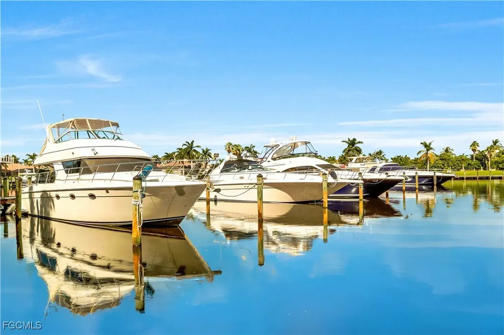 5781 Cape Harbour Drive Cape Coral FL 33914