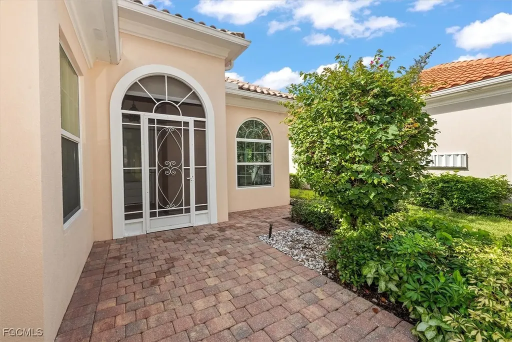 4017 Trinidad Way Naples FL 34119