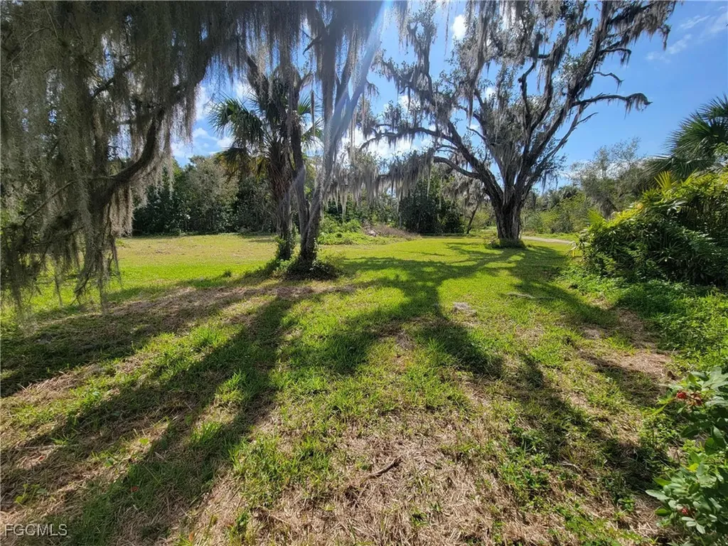 3570 Williamson Road Fort Myers FL 33905