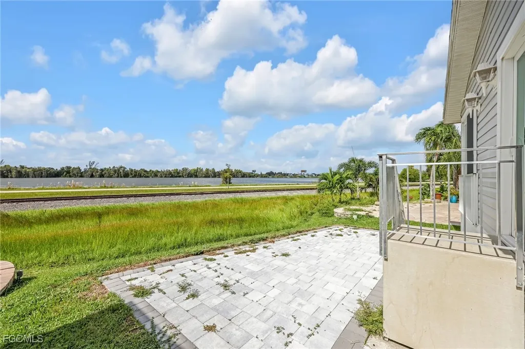 17142 Casselberry Lane Fort Myers FL 33967