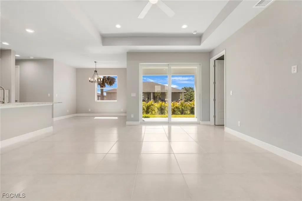 5028 N Peachtree Circle Labelle FL 33935
