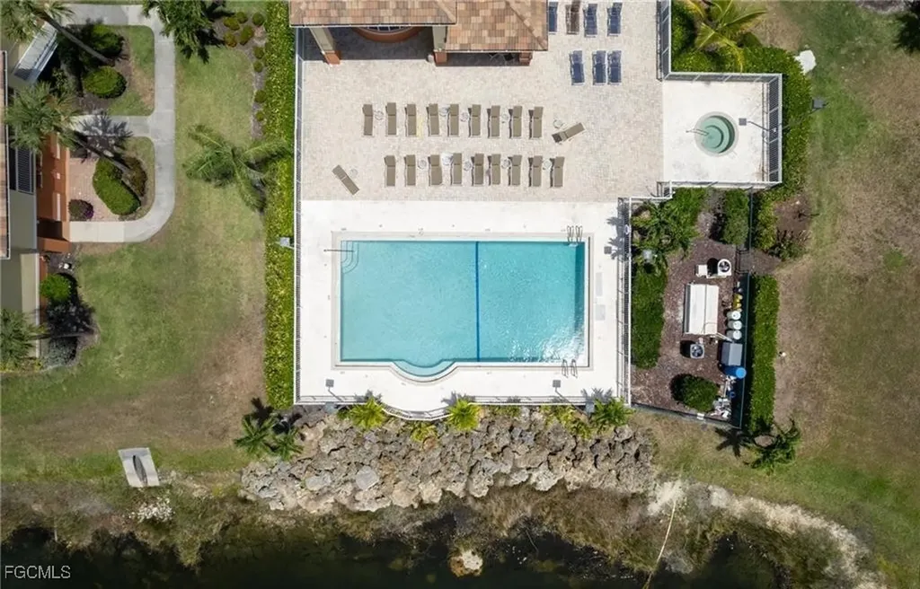 6401 Aragon Way Fort Myers FL 33966
