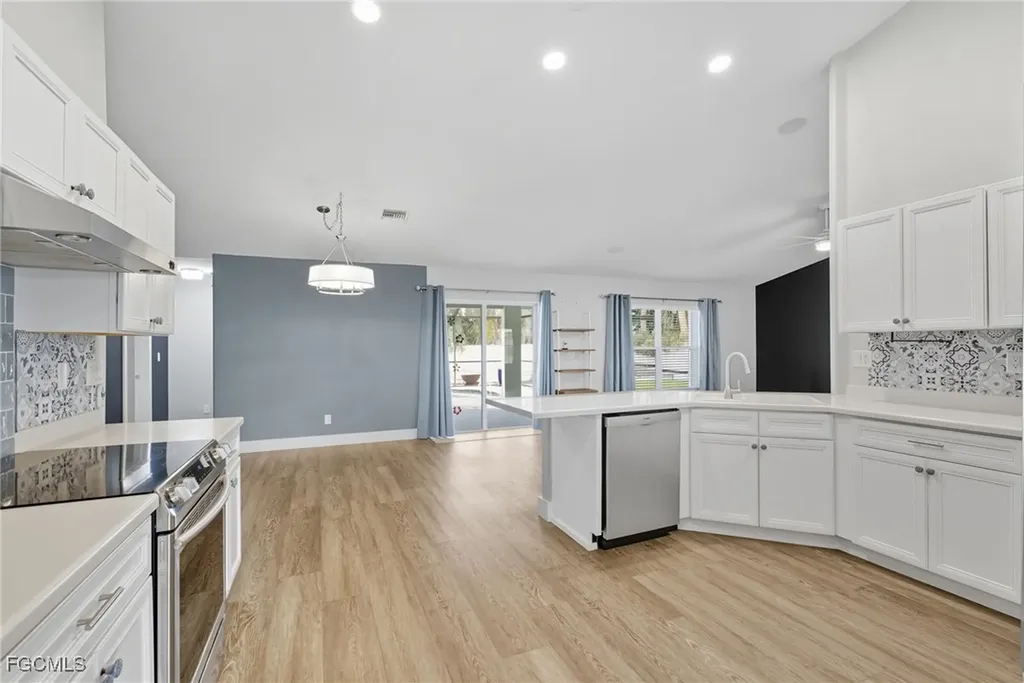 2113 Coral Point Drive Cape Coral FL 33990