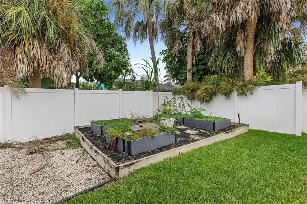 2113 Coral Point Drive Cape Coral FL 33990