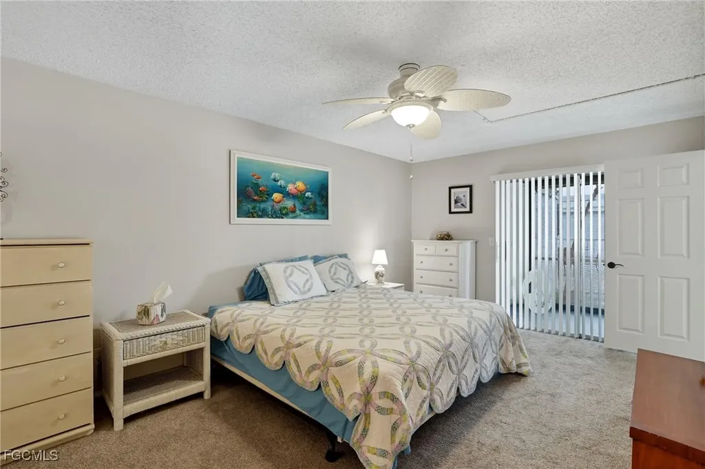 1005 SE 40th Street Cape Coral FL 33904