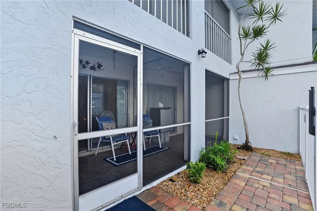 1005 SE 40th Street Cape Coral FL 33904