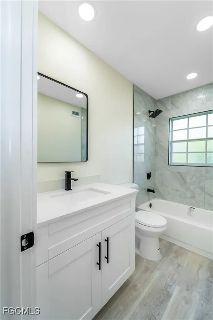 14513 Riverside Drive Fort Myers FL 33905