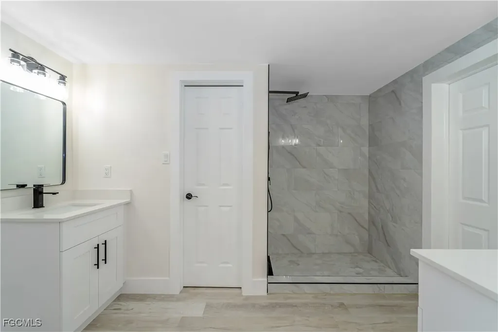 14513 Riverside Drive Fort Myers FL 33905