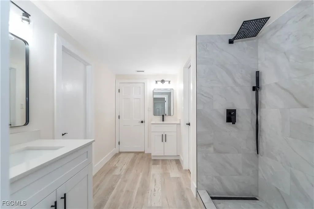 14513 Riverside Drive Fort Myers FL 33905