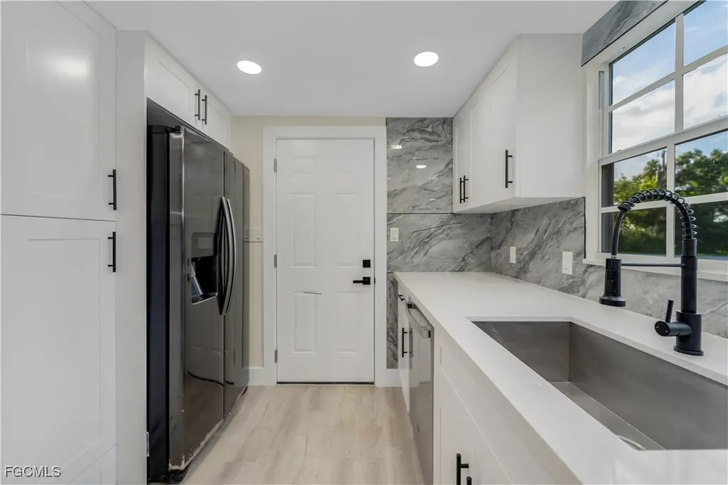 14513 Riverside Drive Fort Myers FL 33905