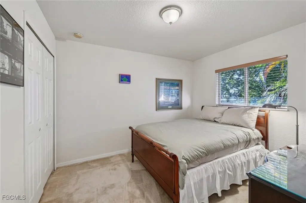 2002 NE 15th Terrace Cape Coral FL 33909