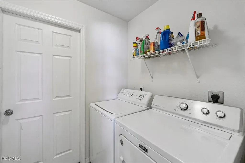 2002 NE 15th Terrace Cape Coral FL 33909