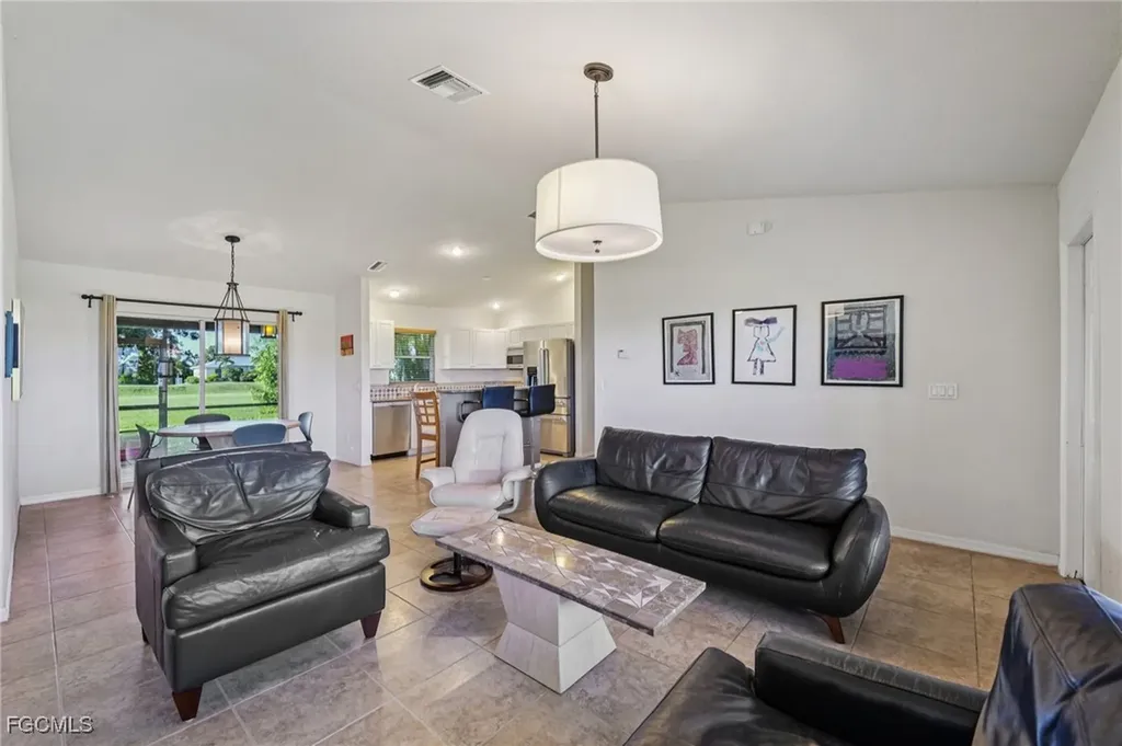 2002 NE 15th Terrace Cape Coral FL 33909