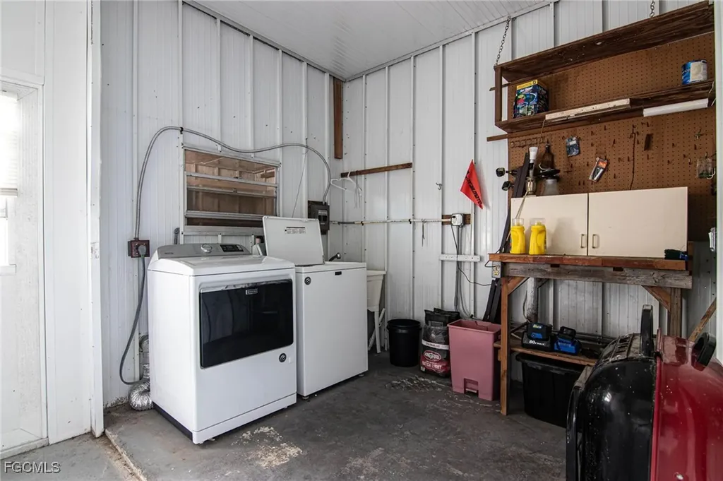 653 Future Drive North Fort Myers FL 33917