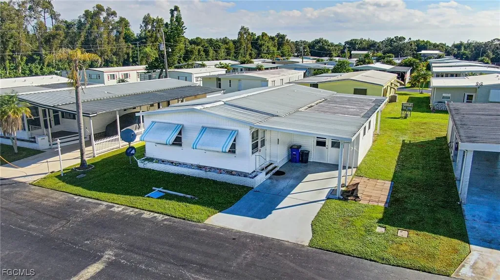 653 Future Drive North Fort Myers FL 33917