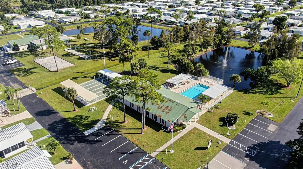 653 Future Drive North Fort Myers FL 33917