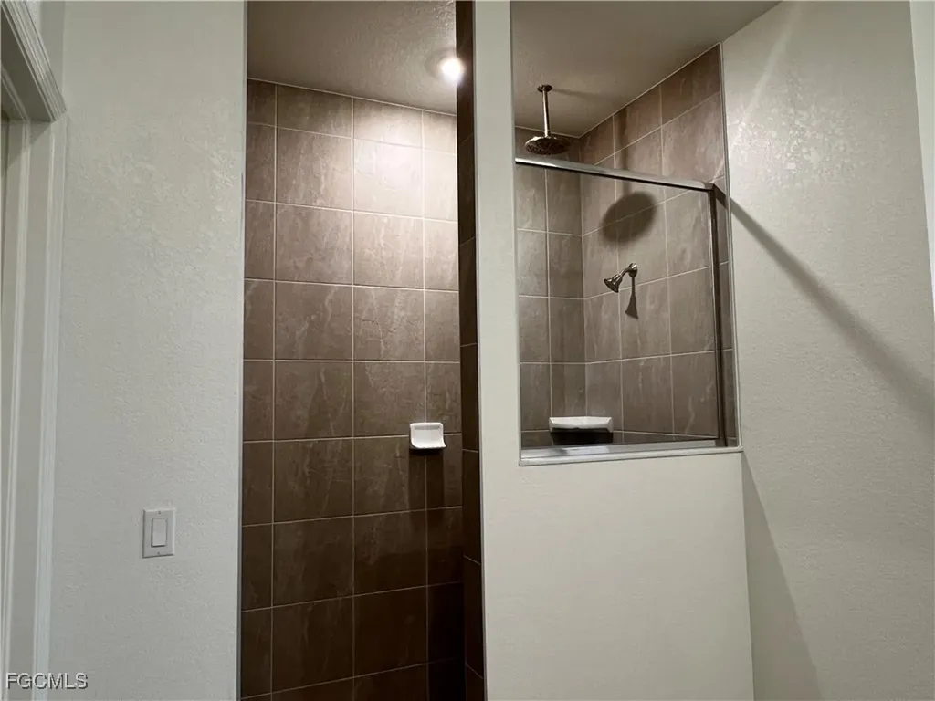 1232 NW 21st Place Cape Coral FL 33993