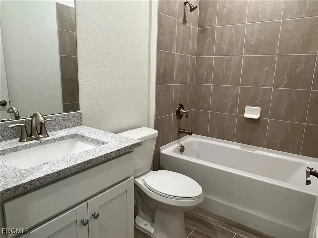 1232 NW 21st Place Cape Coral FL 33993