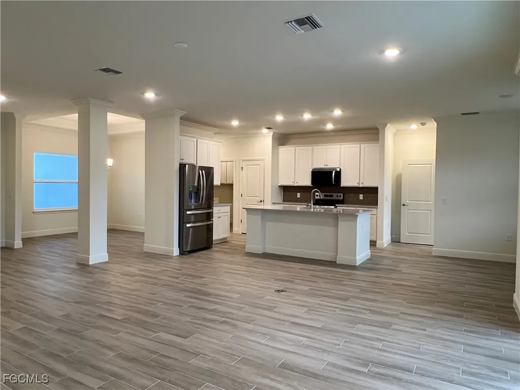 1232 NW 21st Place Cape Coral FL 33993