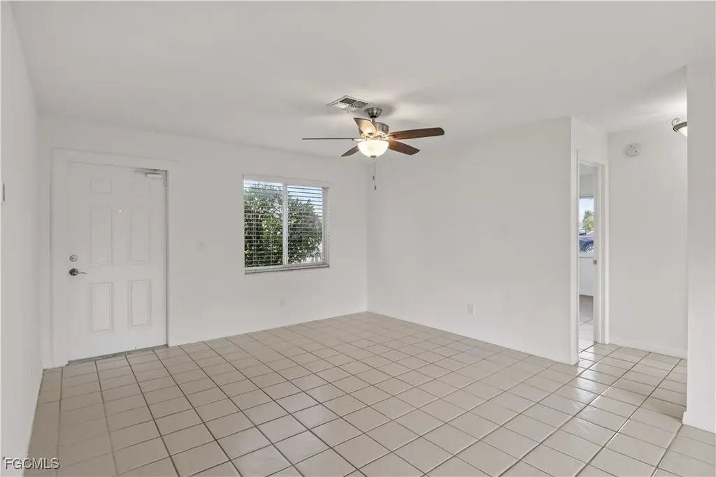 3811 SW 6th Avenue Cape Coral FL 33914