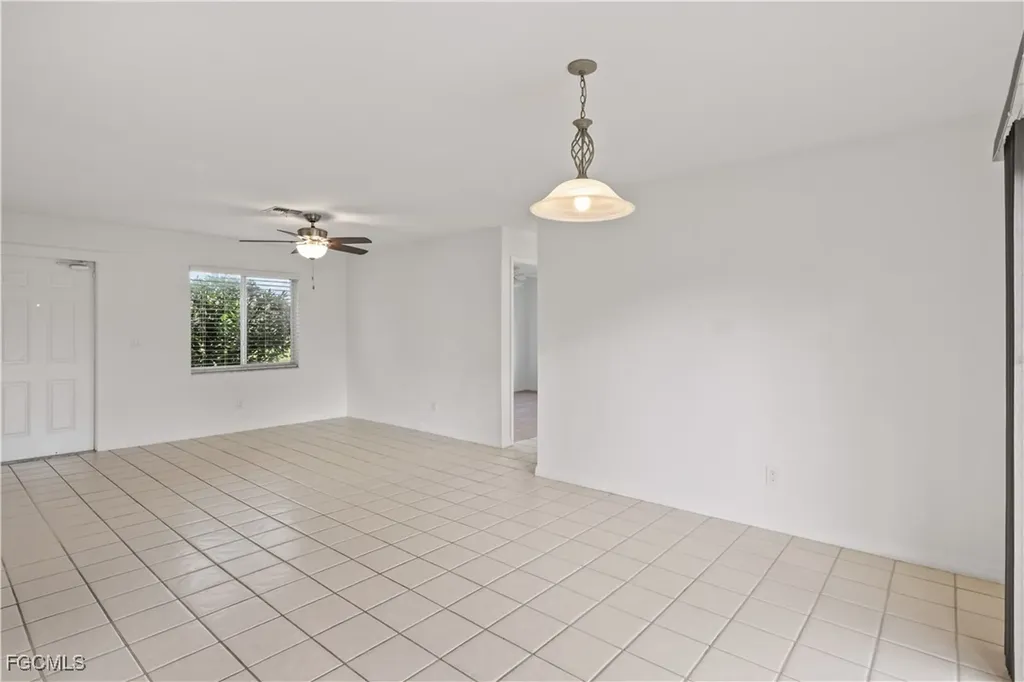 3811 SW 6th Avenue Cape Coral FL 33914