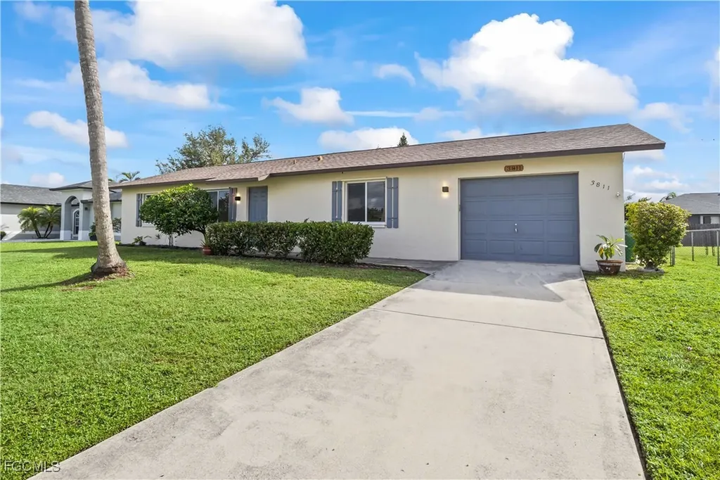 3811 SW 6th Avenue Cape Coral FL 33914