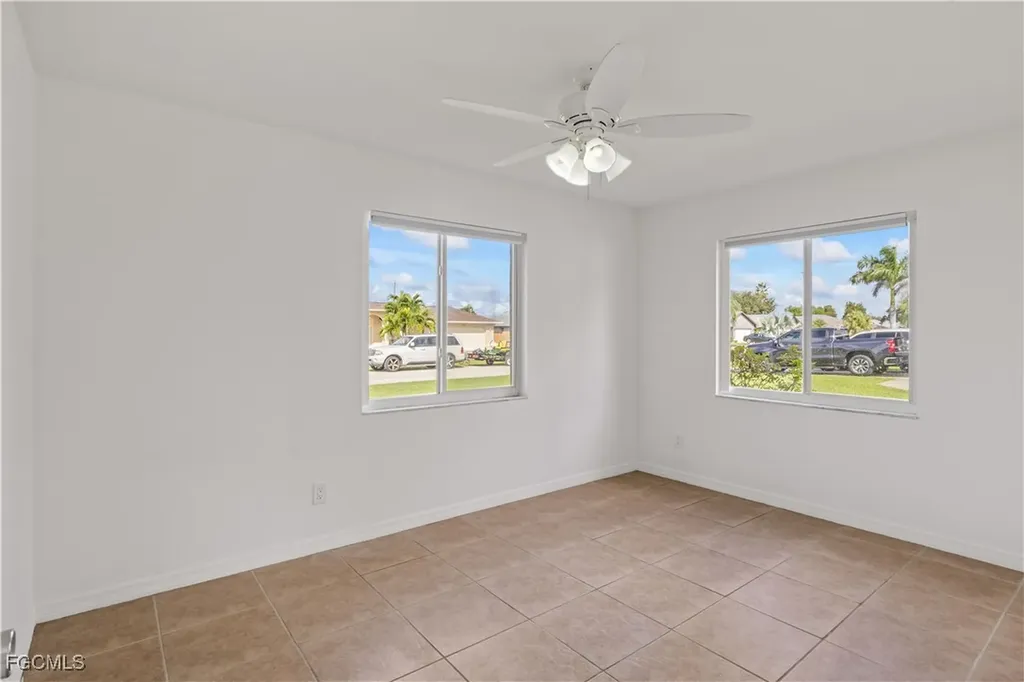 3811 SW 6th Avenue Cape Coral FL 33914