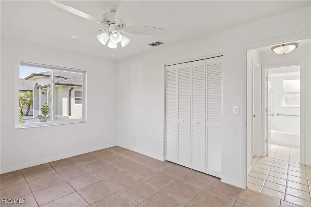 3811 SW 6th Avenue Cape Coral FL 33914